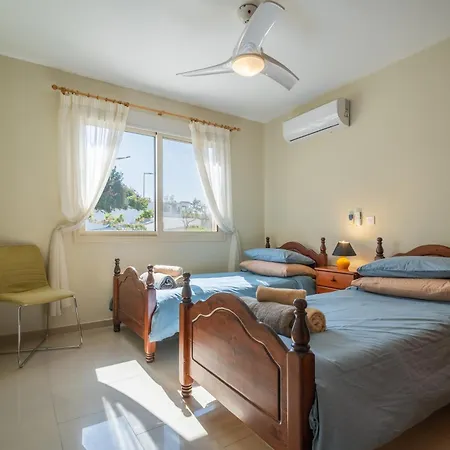 Hilltop Retreat - Village Views & Sunsets * Peyia